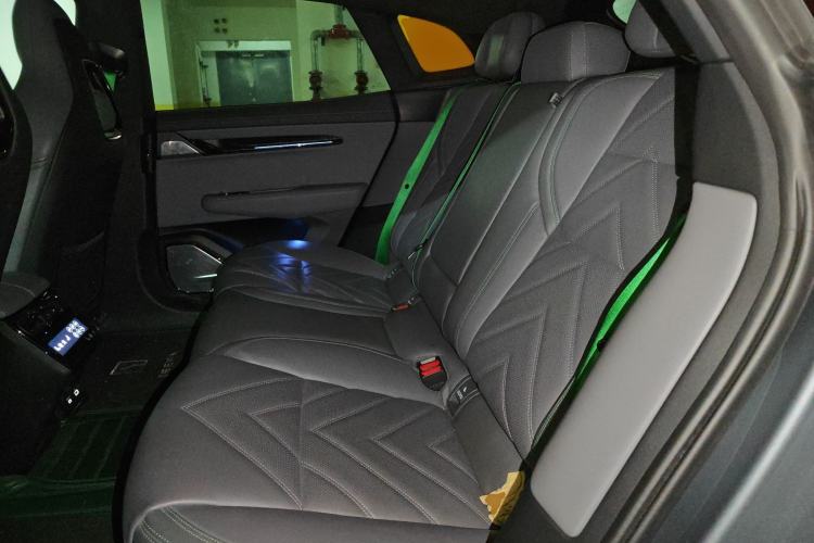 Used Zeekr 001 2022 Ultra-Long Range Dual-Motor YOU Version