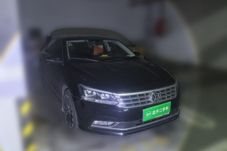 Used Volkswagen Passat 2017 330TSI DSG Prestige Edition Front Right 45 Deg