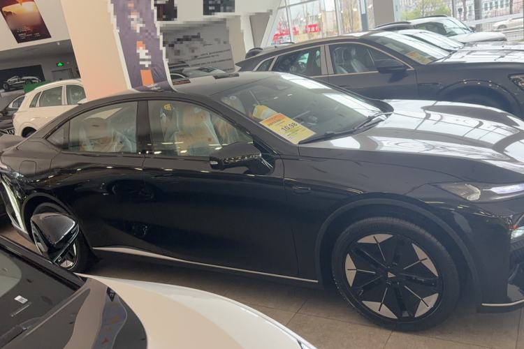 Used Deepal SL03 2025 Pure Electric Sports Car Exterior 2