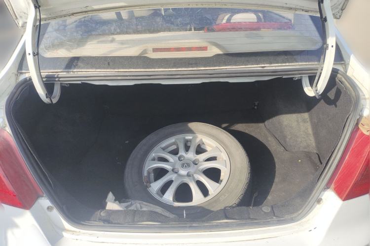 Used Changan Alsvin V3 2012 1.3L Manual Comfort Version China IV Standard
