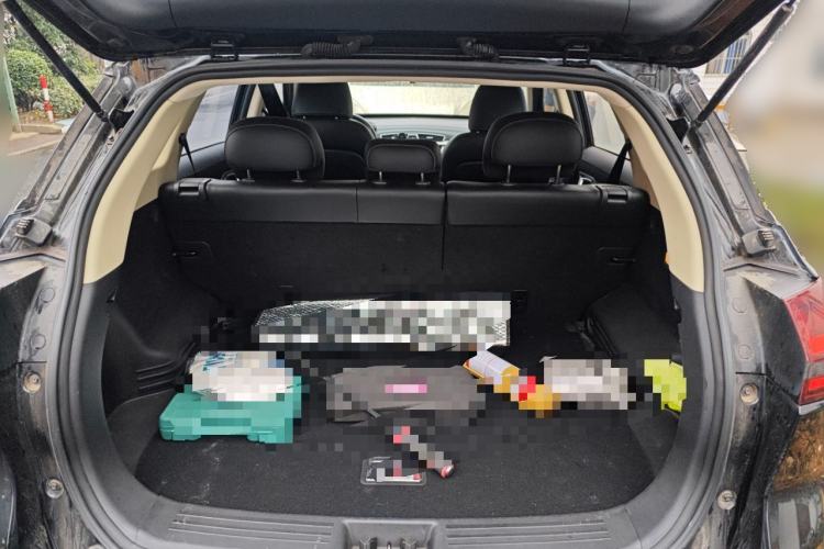 Used Geely Auto Emgrand X7 Sport 2018 2.0L Manual Two-Wheel Drive Zhiya Version Trunk