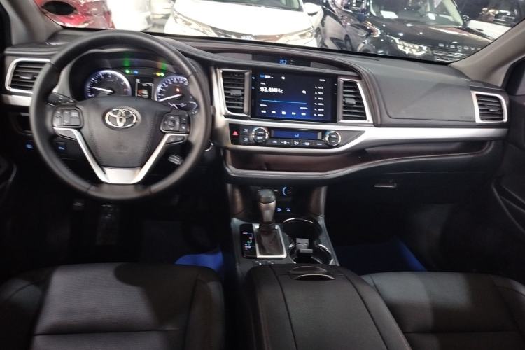 Used Toyota Highlander 2021 2.0T Four-Wheel Drive Luxury Edition 7 Seats
