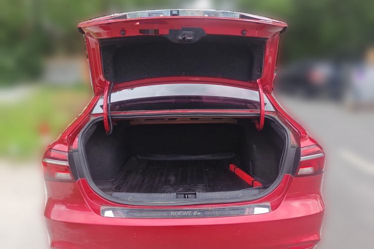 Used Roewe i6 2017 20T Automatic Flagship Edition Trunk