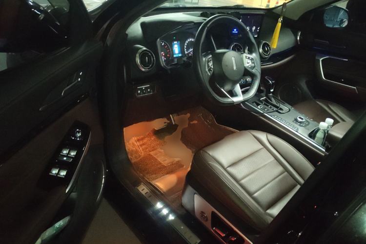 Used Wey VV5 2017 2.0T Ultra-Luxury Version
