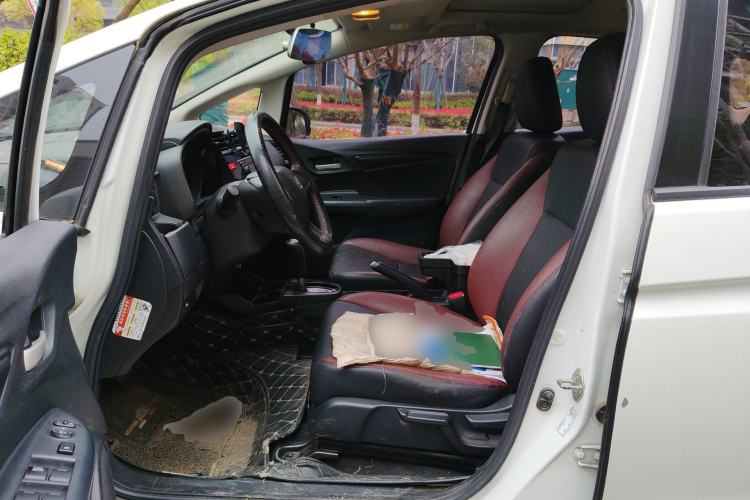 Used Honda Fit 2016 1.5L LXS CVT Comfort Sunroof Version
