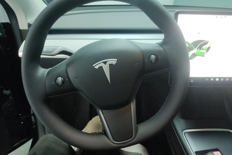 Used Tesla Model Y 2024 Rear-Wheel-Drive Version
