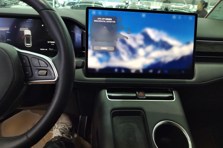 Used Hima AITO M5 2022 Pure Electric All-Wheel-Drive Performance Edition Center Console