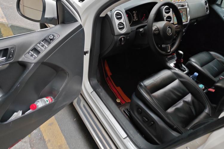 Used Volkswagen Tiguan 2017 300TSI Automatic Two-Wheel Drive Silk Road Comfort Edition Driver Seat