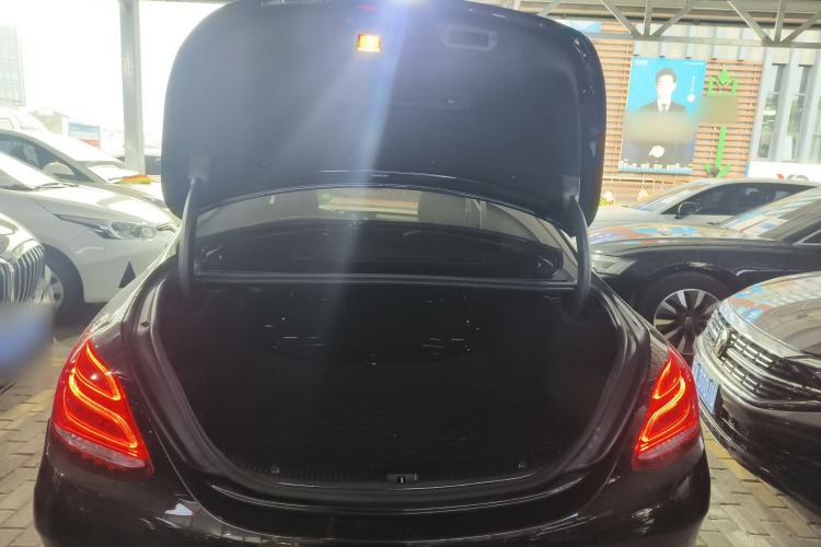 Used Mercedes-Benz C-Class 2016 C 200 L Sport Edition Trunk