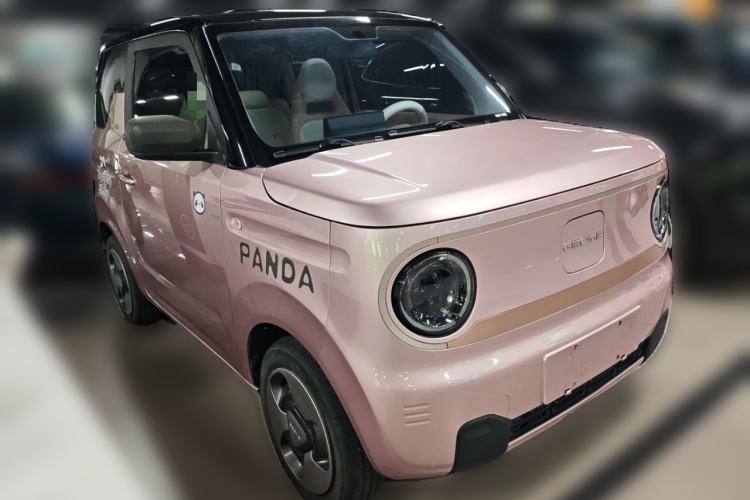 Used Geely Galaxy Panda 2023 Panda Mini 200km Dynamic Bear Front Right 45 Deg