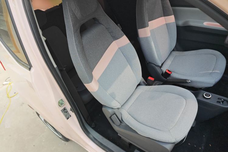 Used Wuling Hongguang MINIEV 2021 Macaron Premium Model – Lithium Iron Phosphate