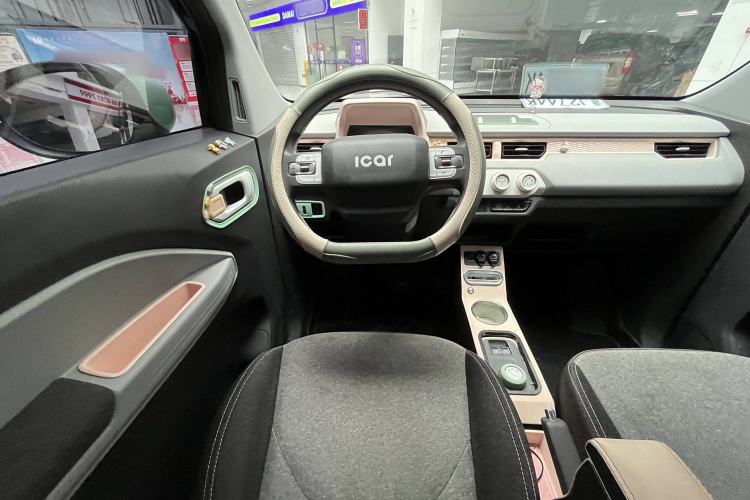 Used Chery New Energy QQ Ice Cream 2022 170km Sundae Phosphate Lithium-Ion