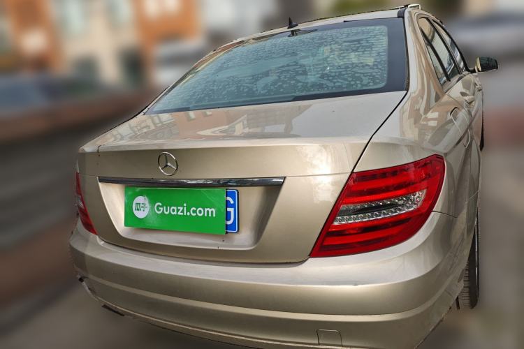 Used Mercedes-Benz C-Class 2011 C 180K Classic model
