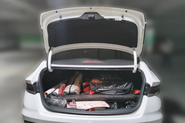 Used Hyundai Lafesta 2019 280TGDi Smart Speed Version China VI Standard Trunk