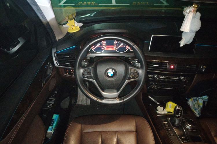 Used BMW X5 2018 xDrive28i
