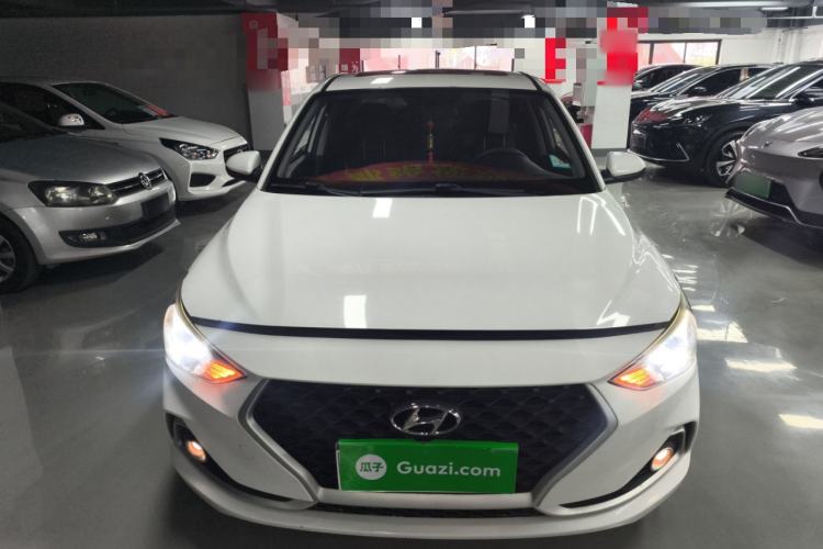 Used Hyundai Celesta 2017 1.6L Automatic Enjoyment Version GLS