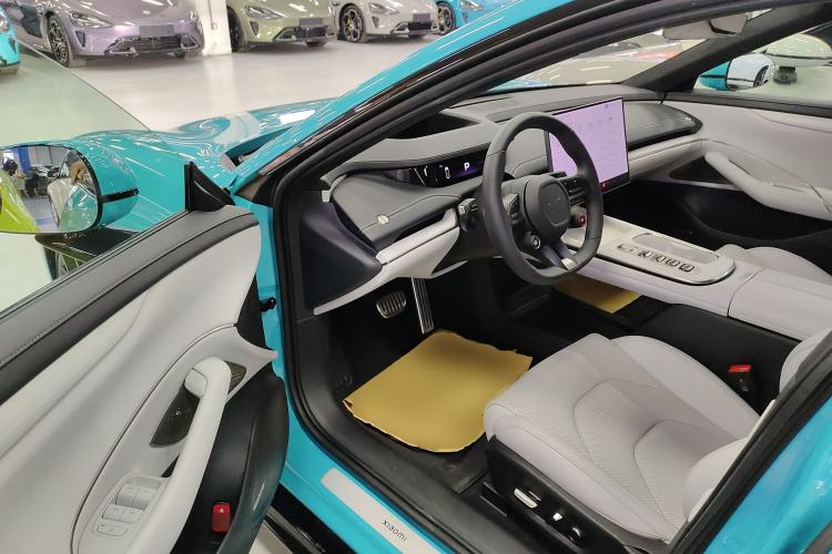 Used Xiaomi Auto SU7 2024 Four-Wheel Drive Ultra-Long Range Advanced Intelligent Driving Max Edition Driver Seat