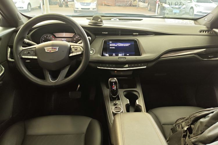 Used Cadillac XT4 2021 28T Two-Wheel Drive Tech Edition
