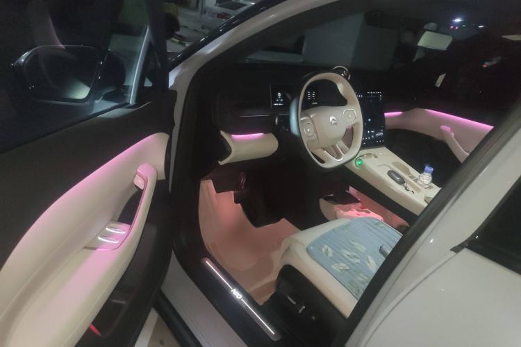 Used Nio ES6 2024 75 kWh
