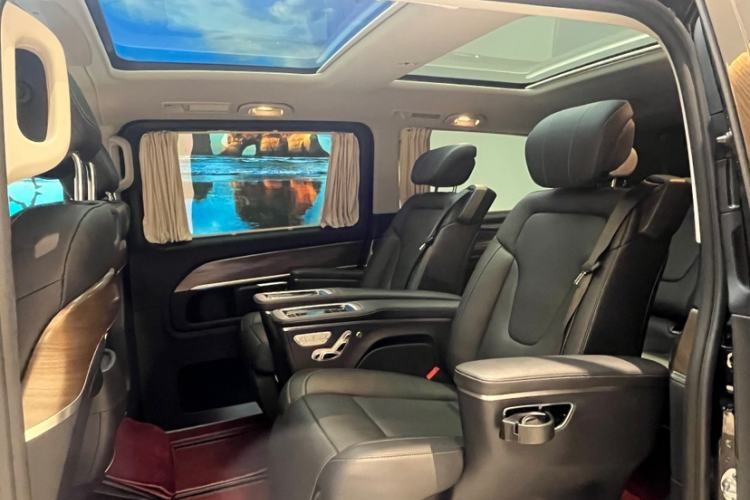 Used Mercedes-Benz V-Class 2016 V 260 L Prestige Extended Edition