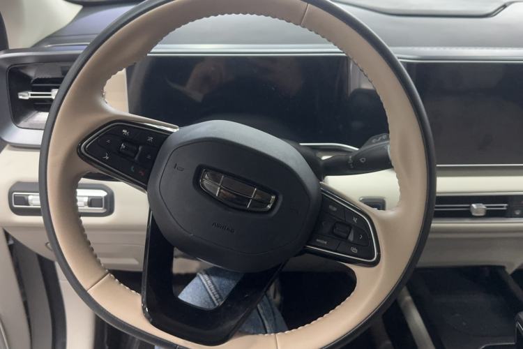 Used Geely Auto icon 2023 1.5TD Chocolate Smoothie Edition
