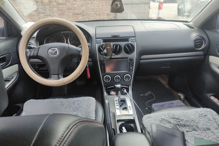 Used Mazda 6 2013 2.0L Automatic Fashion Edition Center Console