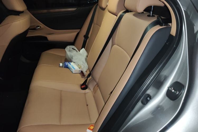 Used Lexus ES 2024 200 Premium Edition