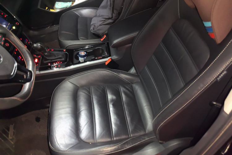 Used Volkswagen Passat 2016 330TSI DSG Luxury Edition Left Front Seat