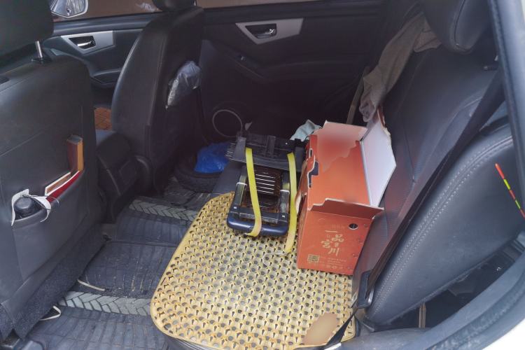 Used Lifan Auto X60 2012 Discovery Edition 1.8L Manual Comfort Model
