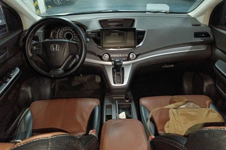 Used Honda CR-V 2012 2.0L two-wheel drive urban version
