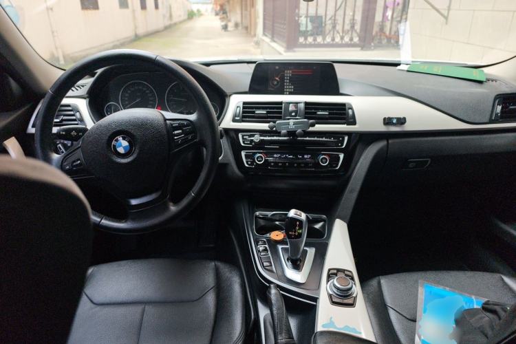 Used BMW 3 Series 2016 320Li Fashion Model
