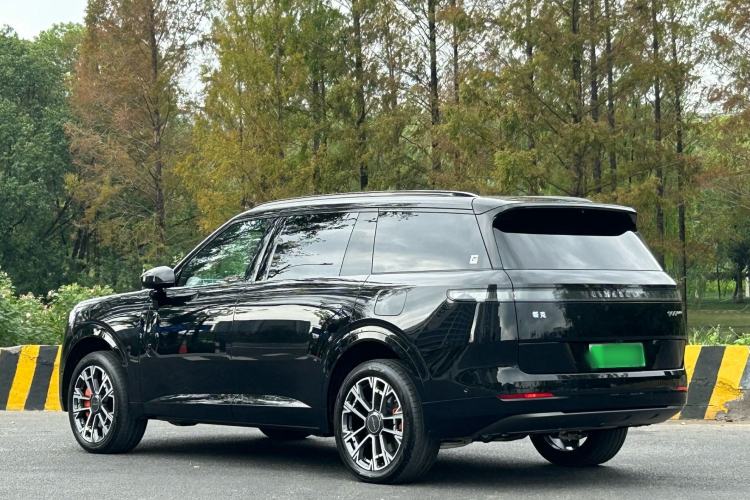 Used Lynk & Co 900 2025 1.5T Ultra
