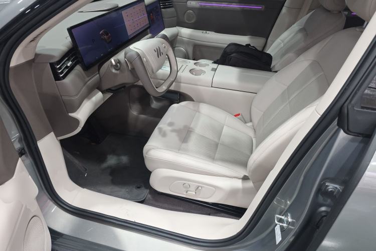 Used IM LS6 2026 Model Pure Electric Max Left Front Seat