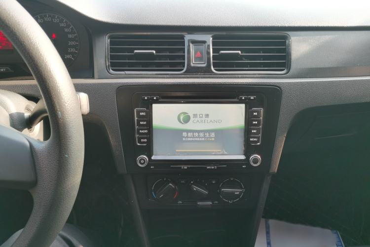 Used Volkswagen Santana 2013 1.4L Manual Fashion Edition