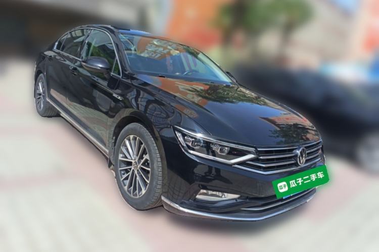 Used Volkswagen Magotan 2020 380TSI DSG Luxury Version Front Right 45 Deg