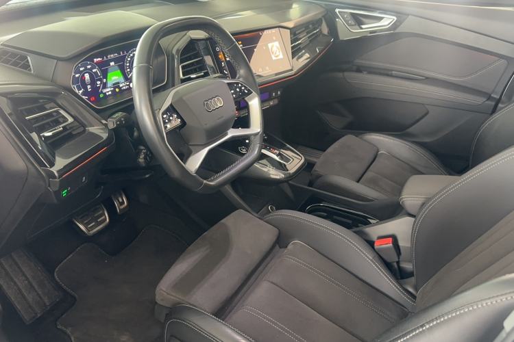 Used Audi Q4 e-tron 2022 50 e-tron quattro Visionary Edition
