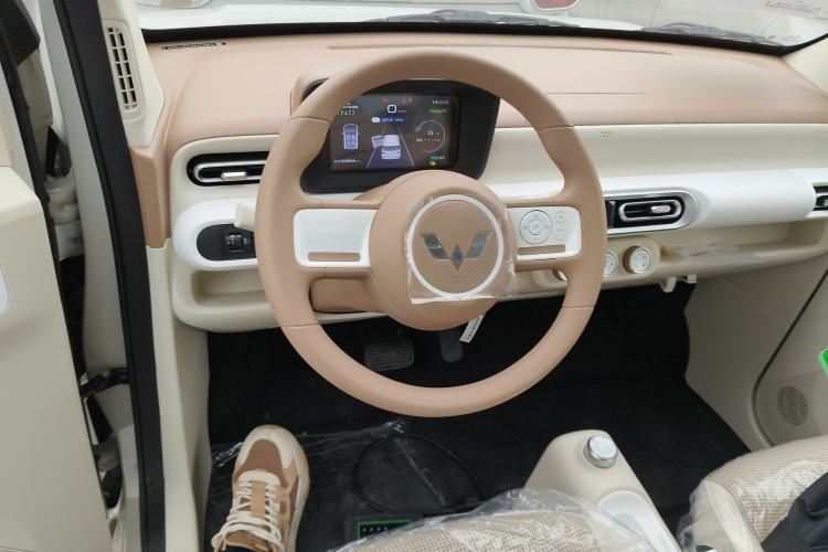 Used Wuling Hongguang MINIEV 2024 3rd Generation 215km Youth Edition
