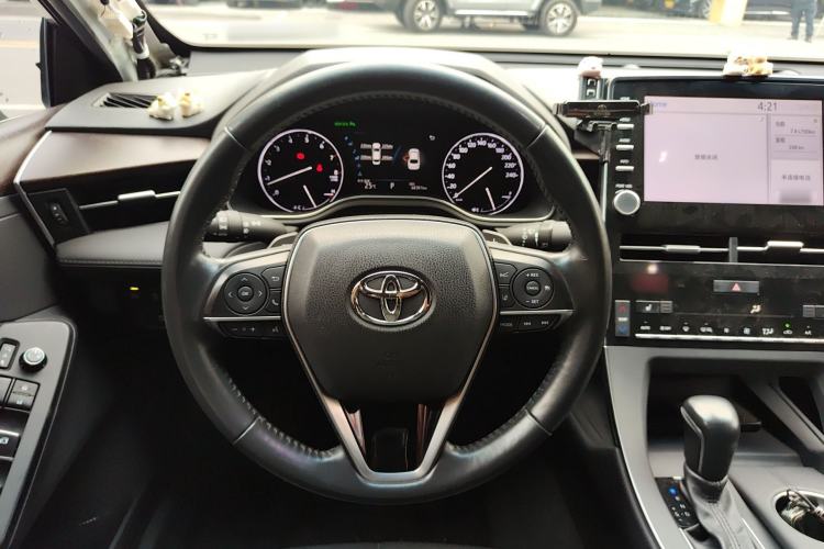 Used Toyota Avalon 2019 2.5L Touring Premium Version China VI Standard Steering Wheel