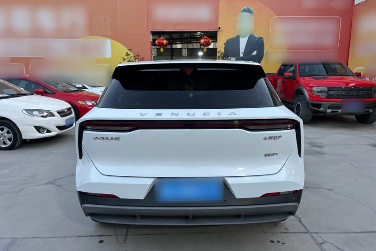 Used Venucia V 2021 260T Idol Edition Exterior 4