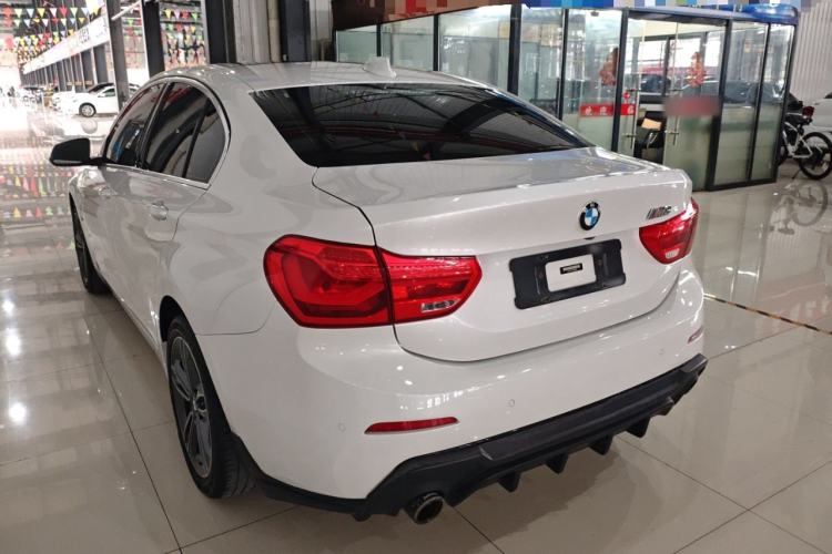 Used BMW 1 Series 2017 118i Sport Edition Exterior 2