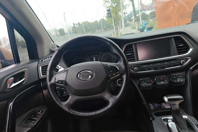 Used GAC Trumpchi GS4 2015 200T G-DCT Luxury Edition Steering Wheel