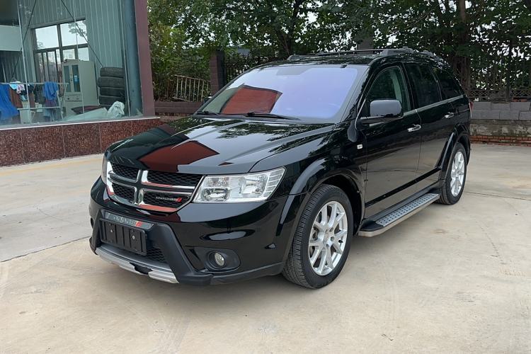 Used Dodge Journey 2013 2.4L Two-Wheel Drive Luxury Version