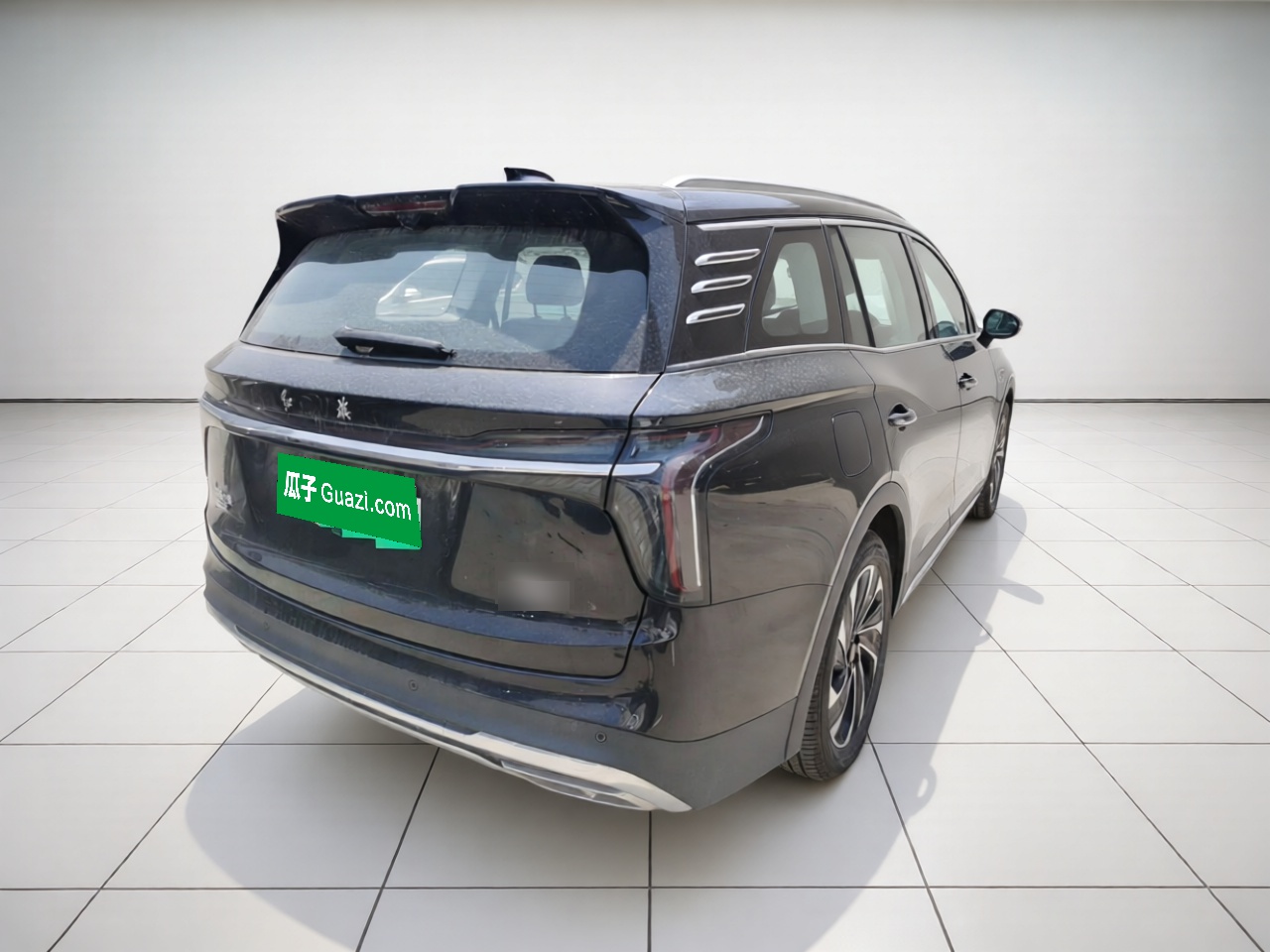 Hongqi HS7 PHEV 2024 2.0T PHEV Four-Wheel Drive Flagship Edition 7 Seats — снимка 6