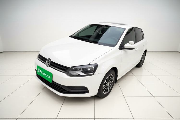 Used Volkswagen Polo 2016 1.4L Manual Fashion Model