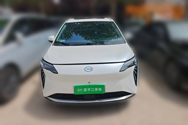 Used AION Y 2023 Plus 610 Smart Edition Ternary Lithium Front