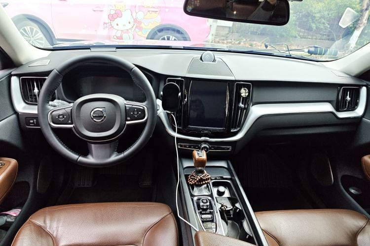 Used Volvo XC60 2020 T5 4x4 Zhiyi Luxury Edition