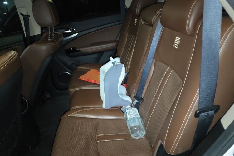 Used BYD Tang New Energy 2015 2.0T Four-Wheel Drive Prestige Version
