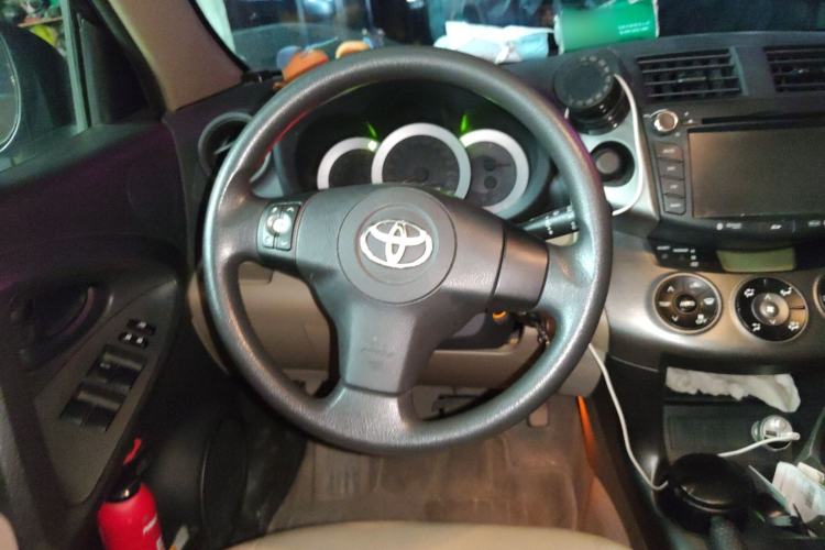 Used Toyota RAV4 2013 Special Edition 2.0L Automatic Classic
