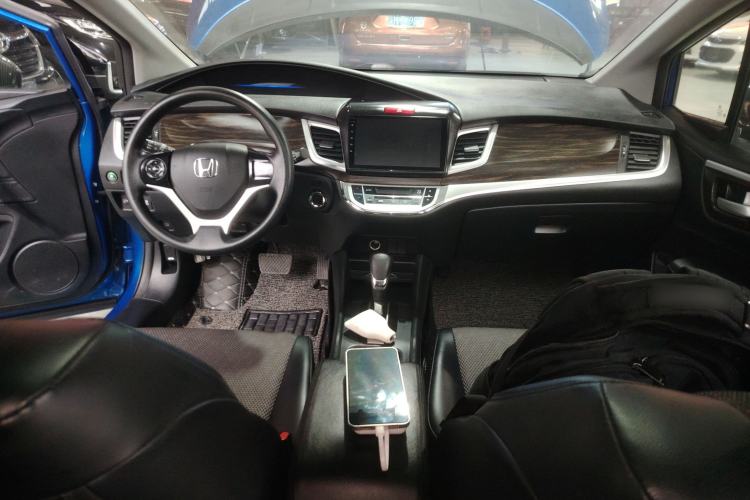 Used Honda Jade 2017 1.8L automatic Comfort version 5 seats