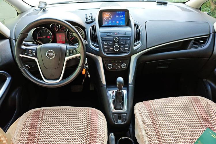 Used Opel Zafira 2013 1.4T Five-Seat Comfort Version